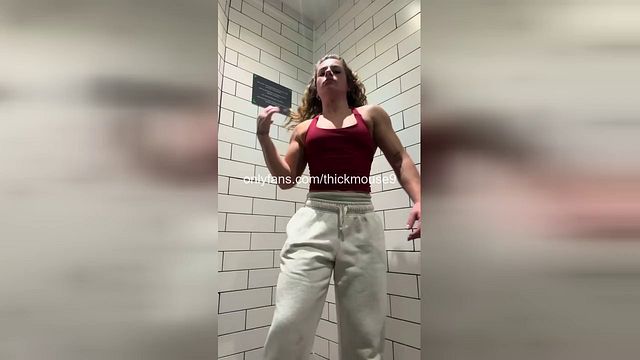 College Girl Face-Fucked Hard – Cum Drenched Her Face!